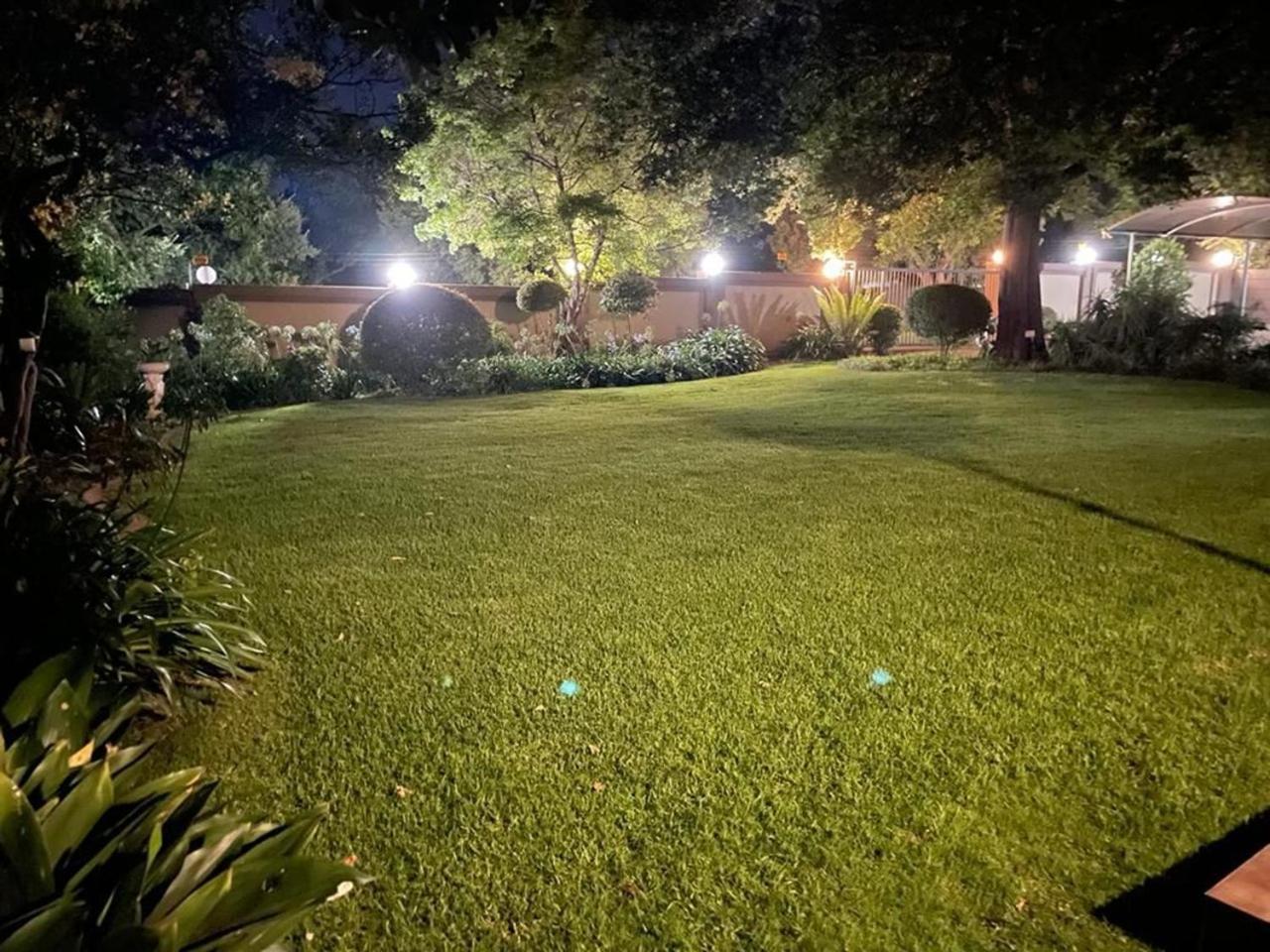 Spies Villa - Fast Wi-Fi, Netflix And Generator มิดเดิลเบิร์ก ภายนอก รูปภาพ